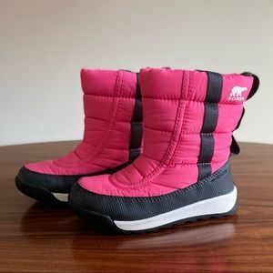 Sorel Whitney II Puffy Waterproof Boot - pink size 9M